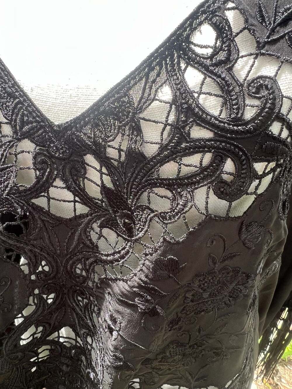 Love and Liberty Black Embroidered Lace Fringe Poncho Top Size L - Picture 4 of 8